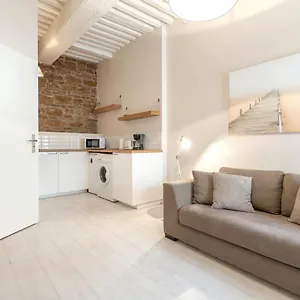  Appartement Guestready - Charming Studio For 2 Near The Metro
